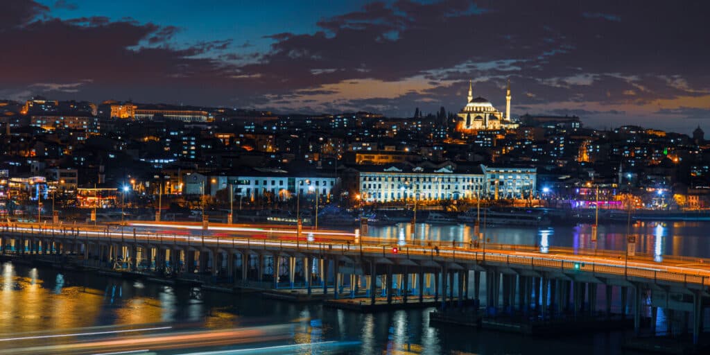 Growing Business Potential in the Halal Tourism Sector: How You Can Take Advantage
