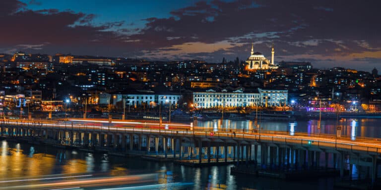 Growing Business Potential in the Halal Tourism Sector: How You Can Take Advantage