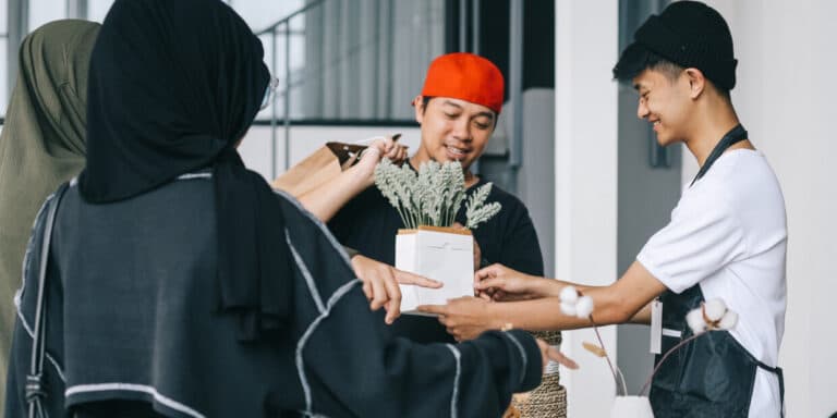 The Effectiveness of Consistent Halal Branding for Businesses